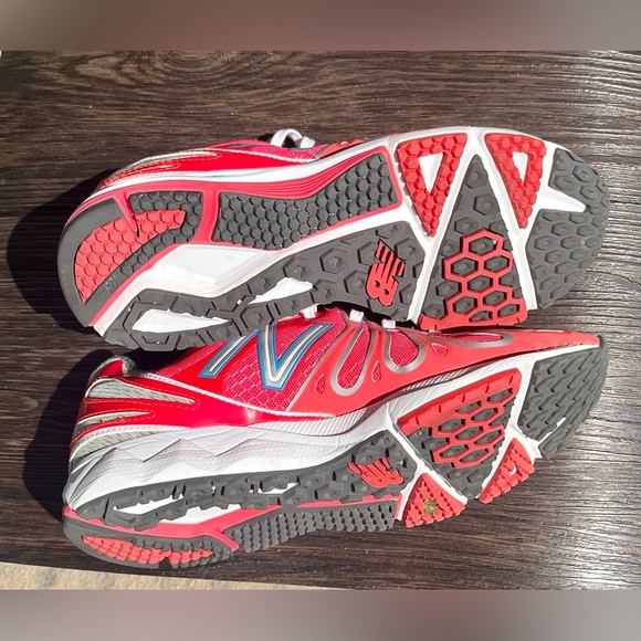 LIKE NEW!!! NEW BALANCE NB Women’s 890v3 running shoes Sz 7 pink & white 🏃♀️ - Picture 5 of 6